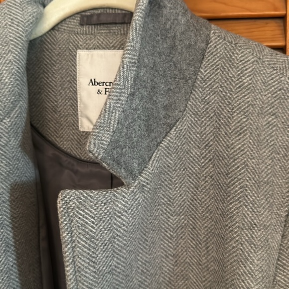 The A&F Dad Coat - Gray Peacoat. New with tags - Picture 6 of 8